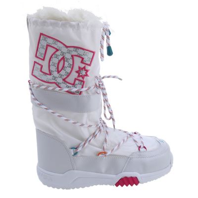 dc chalet boots