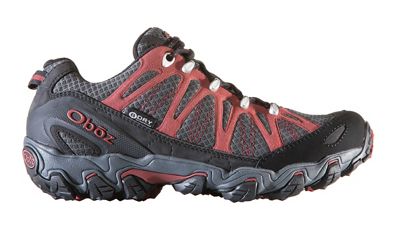 oboz traverse low hiking shoes