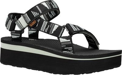 black tevas platform