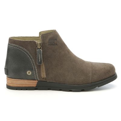 sorel women's low boots