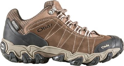 compare oboz hiking shoes