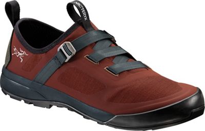 arcteryx approach shoe