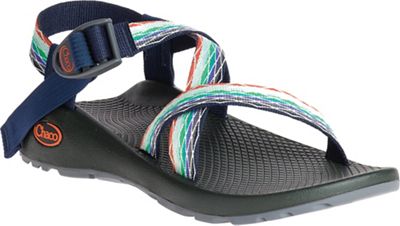 chaco women's wide shoes