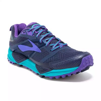 brooks trail running shoes cascadia women's