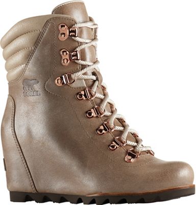 sorel women's conquest wedge boot