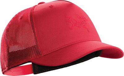 short brim trucker hat