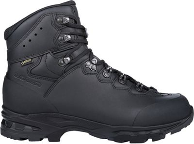 lowa mens walking boots