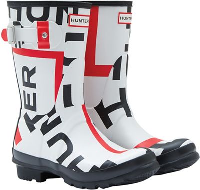 hunter logo rain boots