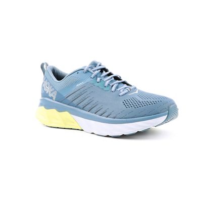 women's hoka one one arahi