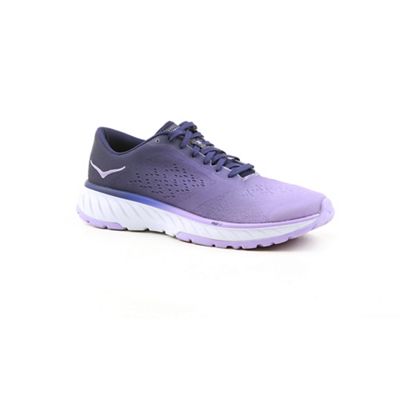 hoka one one women's cavu