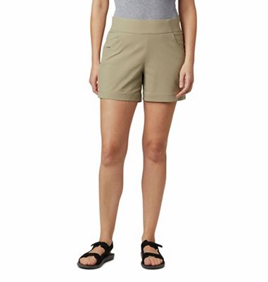 khaki columbia shorts