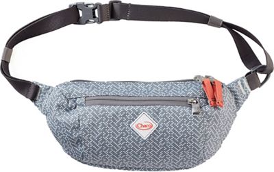 chacos fanny pack