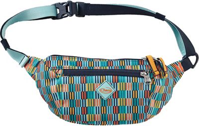 chacos fanny pack