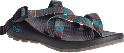 cheap mens chacos