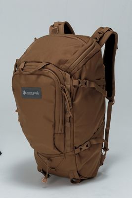 snow peak backpack