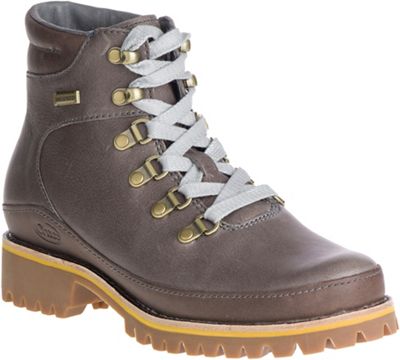 chaco women's field boots