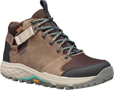 teva hiking boots