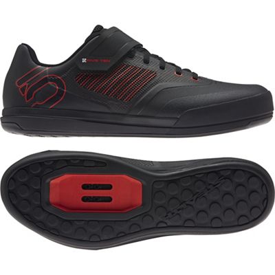 Red / Core Black / Core Black