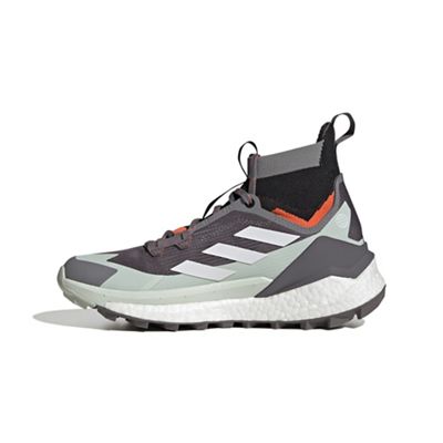 Trace Grey / Crystal White / Impact Orange