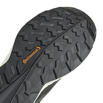 Core Black / Core Black / Grey Six