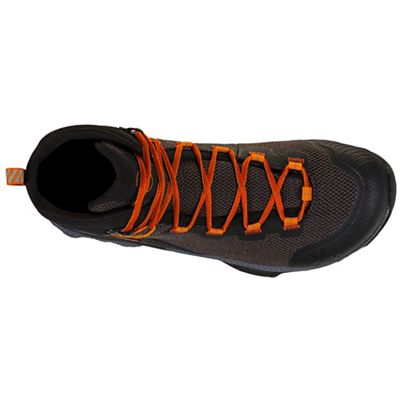 Carbon / Saffron