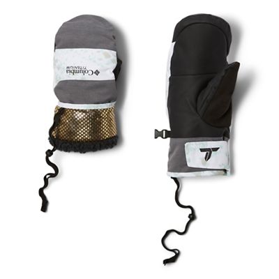 White Flurries / Black