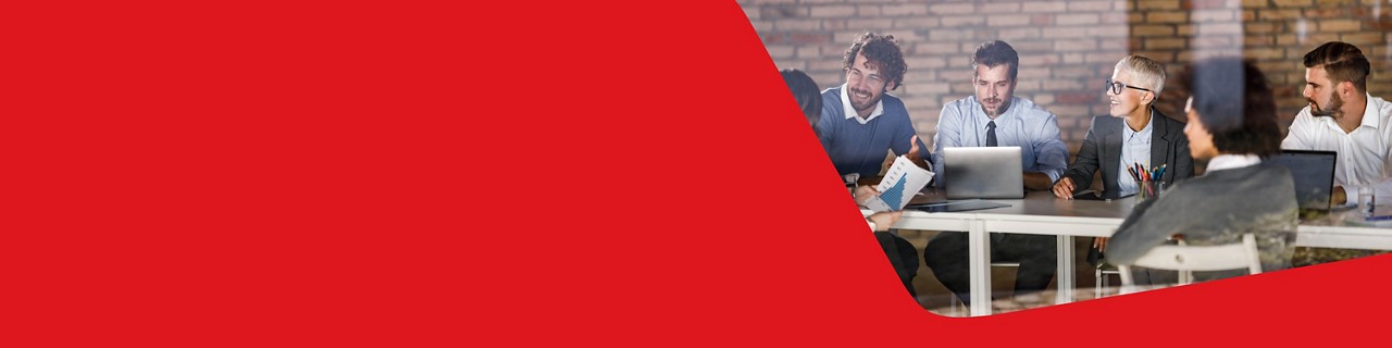 Photo d’une équipe professionnelle discutant de leur CELI collectif de la Banque Nationale 