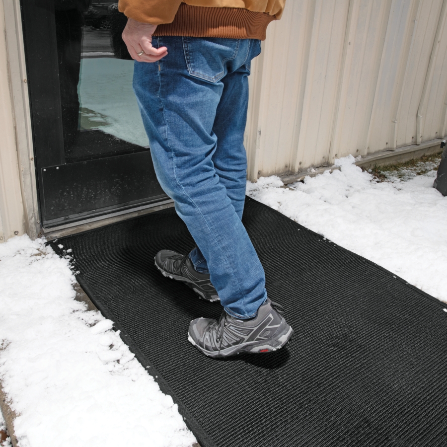 Electric Snow-Melting Entrance Mat: HeatTrak® - FLM685 - New Pig