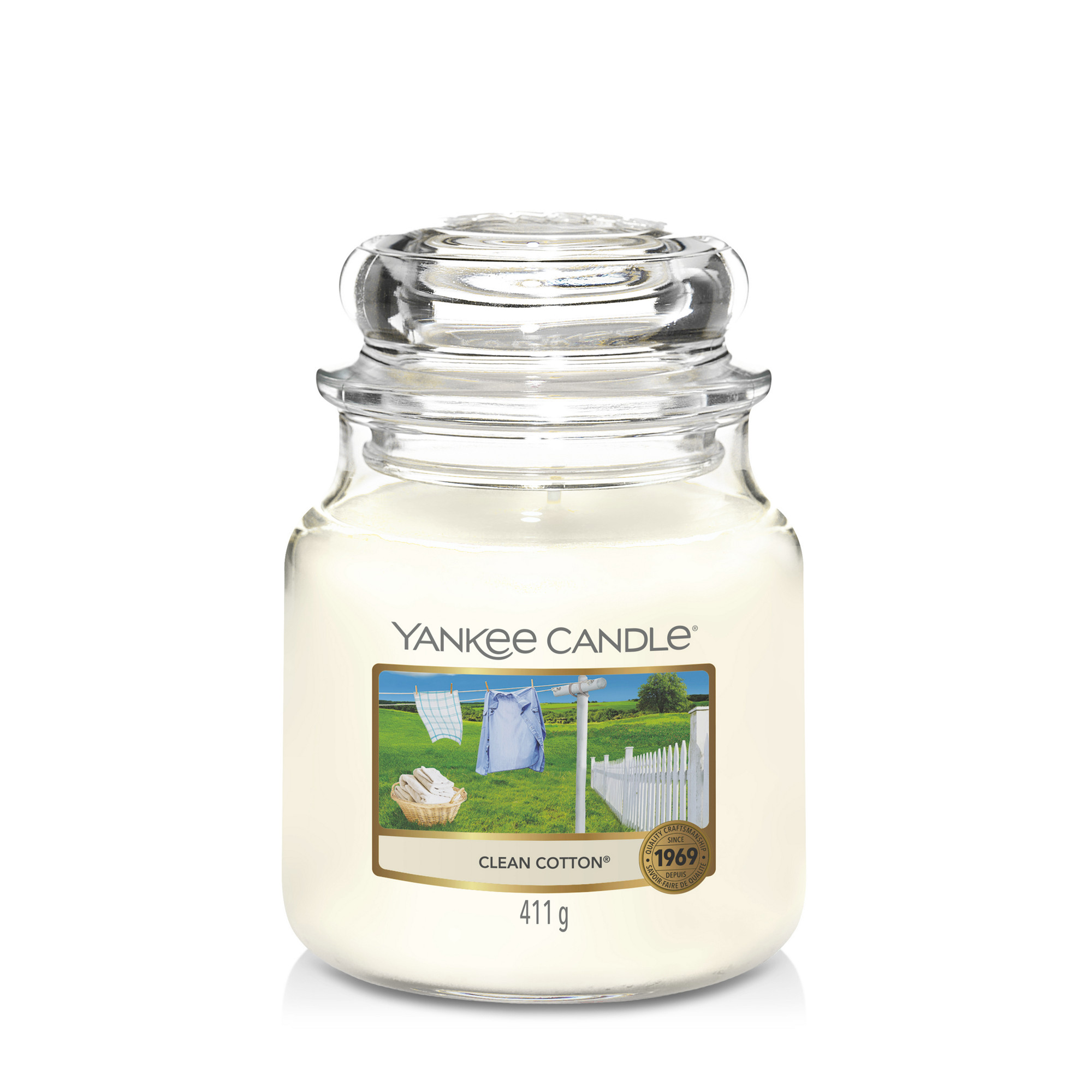 Clean Cotton® Candle Original Medium Jar Candle Yankee Candle, White, 10.7cm x 12.7cm | Fresh & Clean