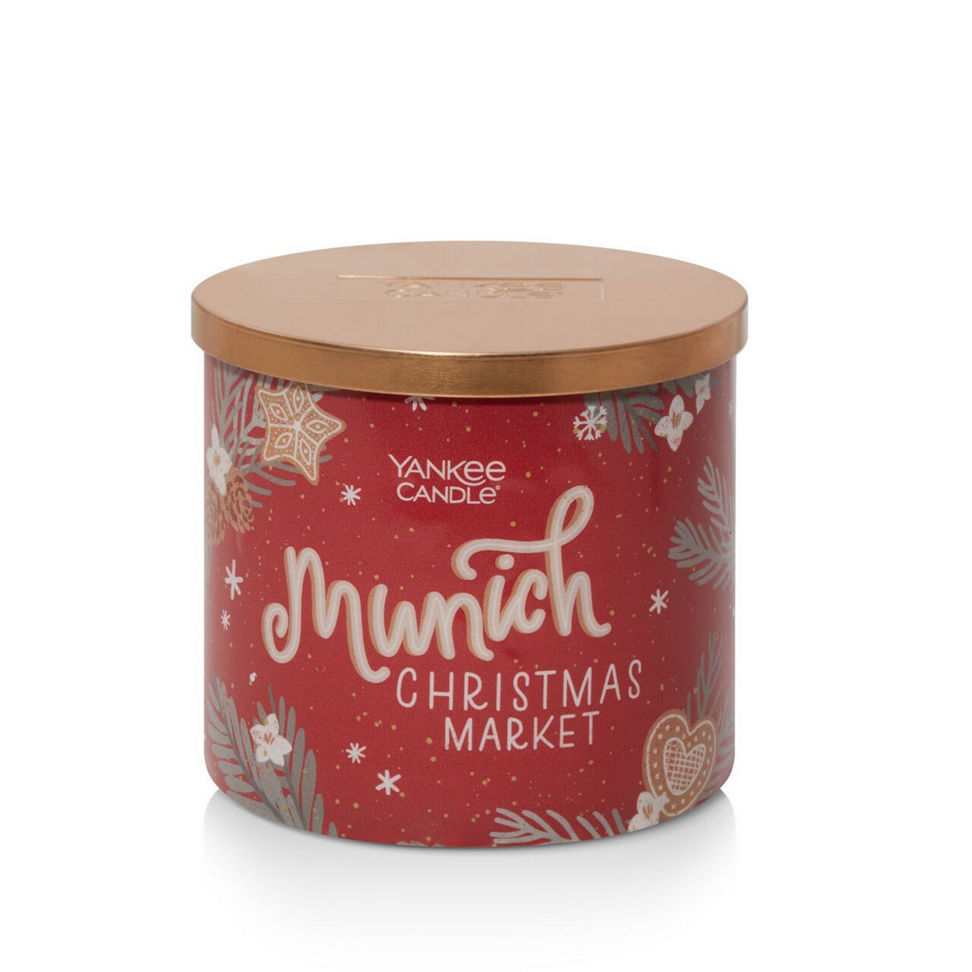 Passport to the Holidays Collection Munich Christmas Market 3-Wick Candle