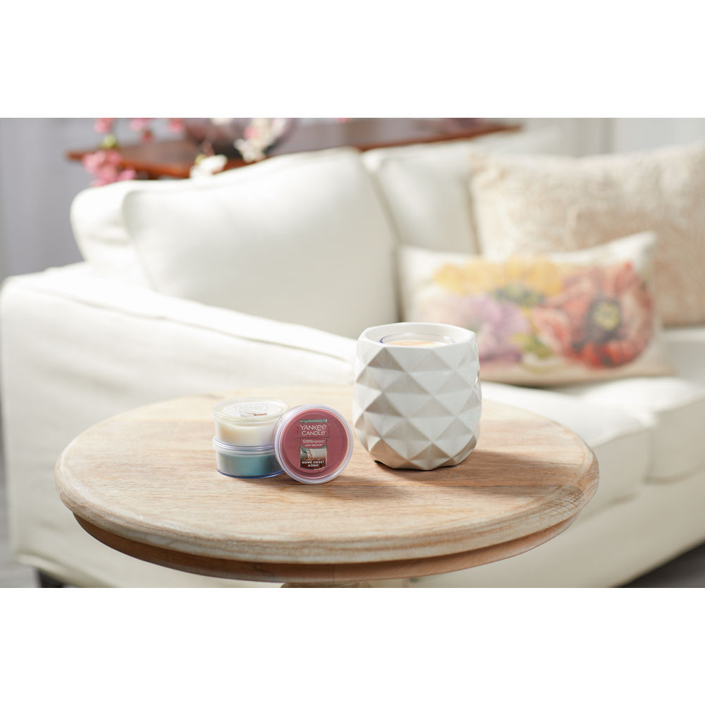Langham White Scenterpiece® MeltCup Warmer | Yankee Candle