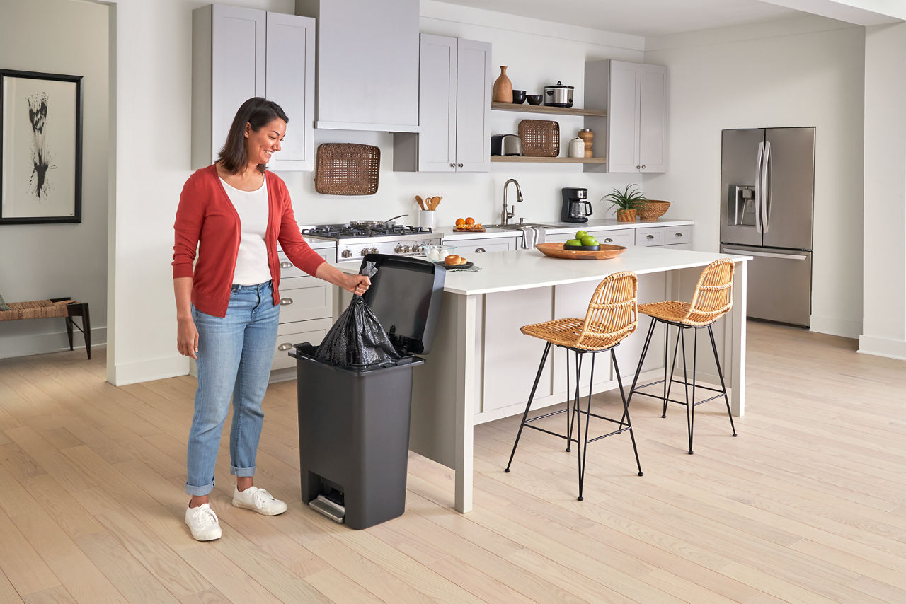 High-Capacity Step-On Trash Can | Rubbermaid