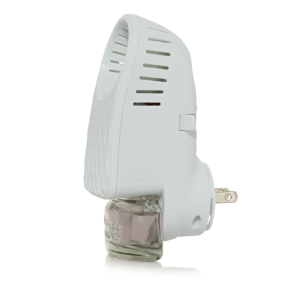 scentplug fan with diamond fade pattern and scentplug refill side view