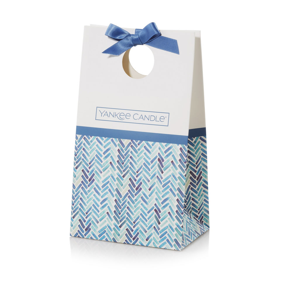 Yankee Candle® Rainy Lake Gift Bag