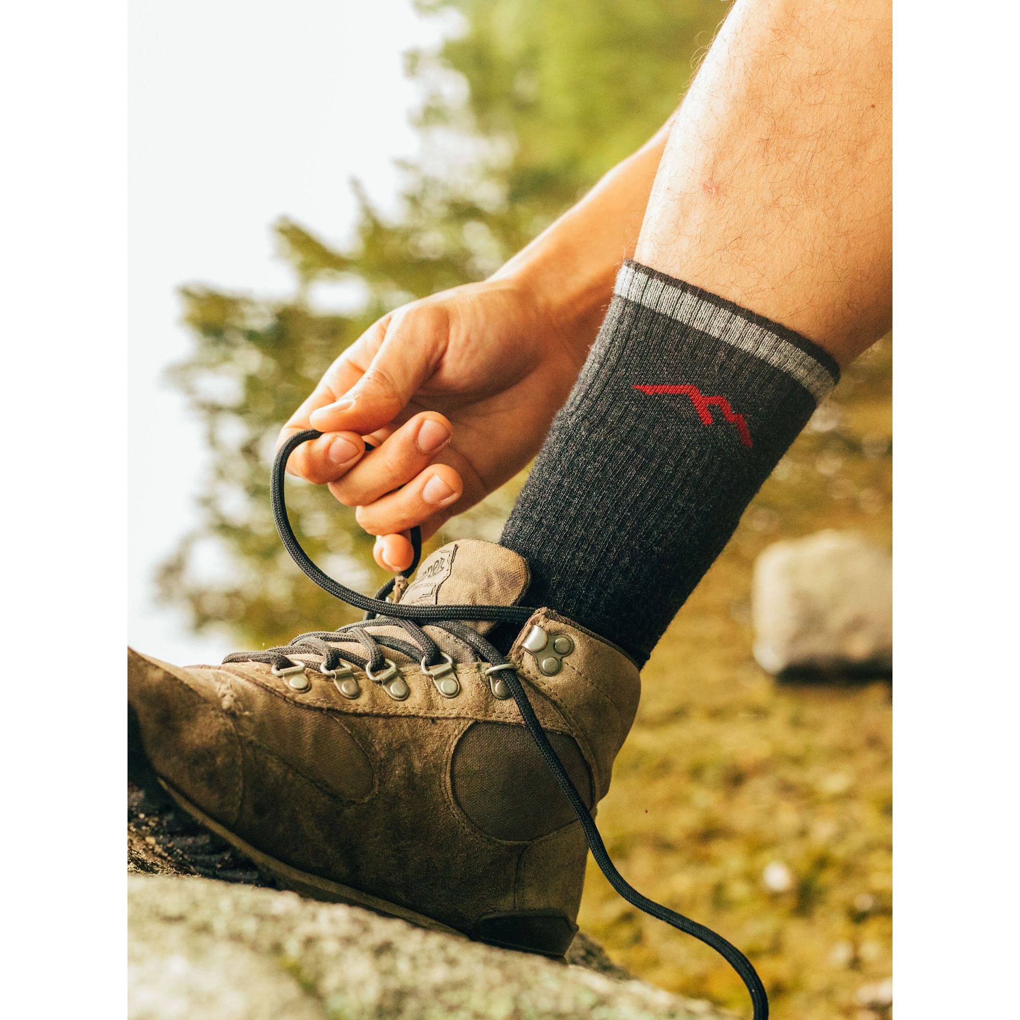 Marmot Darn Tough Men's Hiker Boot Midweight Hiking Socks in Darn Tough Black | Merino Wool