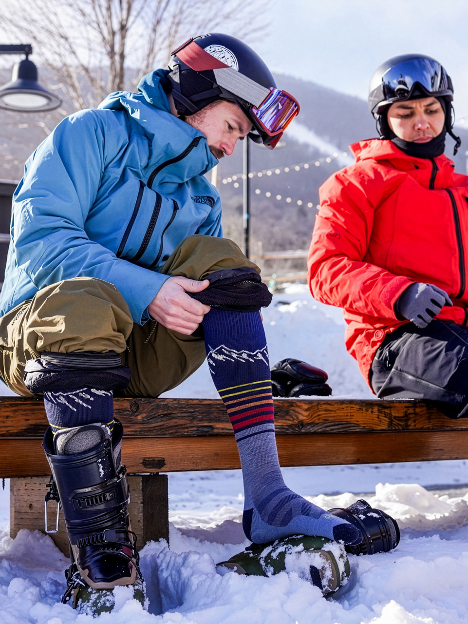 Darn Tough Men's Steep Lines Over-the-Calf Lightweight Ski & Snowboard Socks