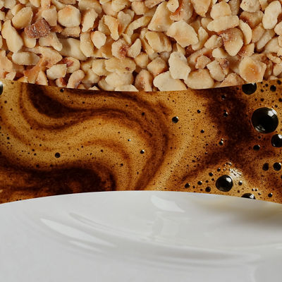 Hazelnut Roast Kerze