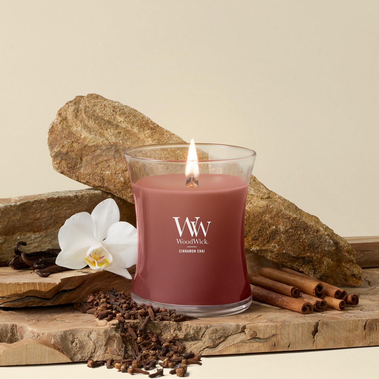 Cinnamon Chai WoodWick® Medium Hourglass Candle - Medium Hourglass Candles