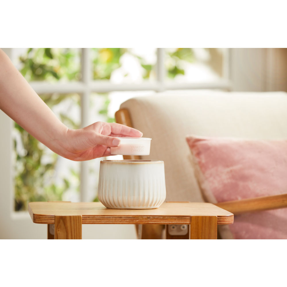 Ridged Ceramic Scenterpiece® MeltCup Warmer | Yankee Candle
