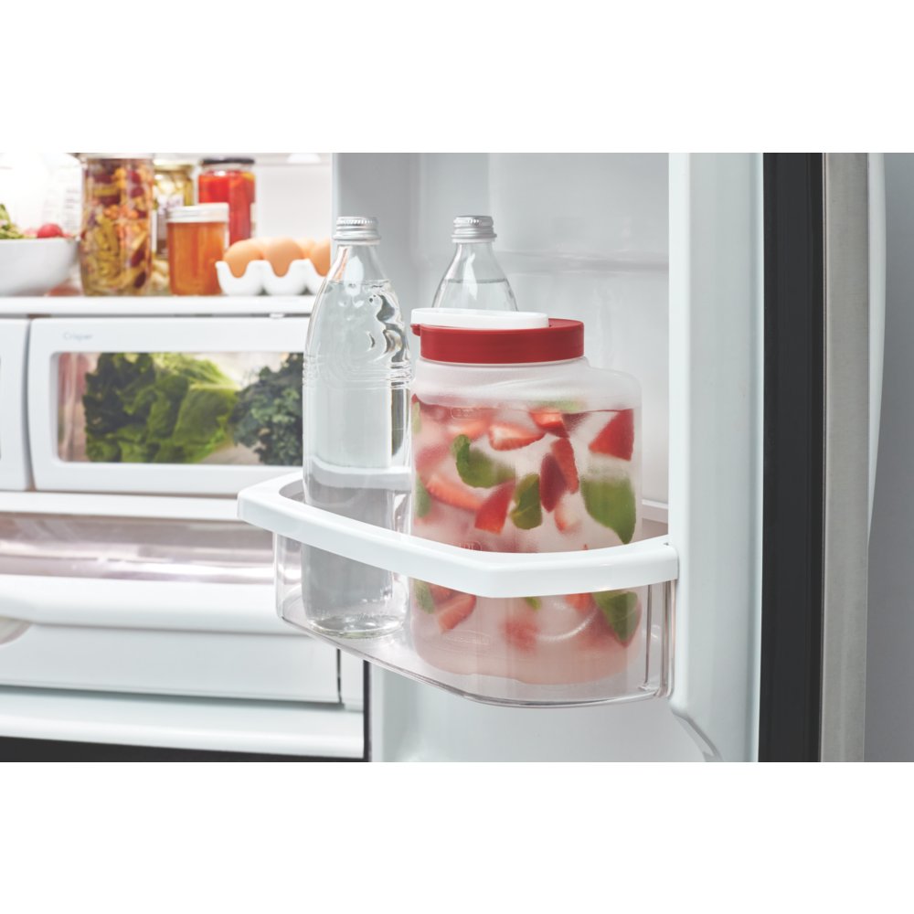https://s7d1.scene7.com/is/image/NewellRubbermaid/2122603-rubbermaid-food-storage-mixermate-pitcher-2qt-red-refrigerator-with-food-lifestyle?wid=1000&hei=1000