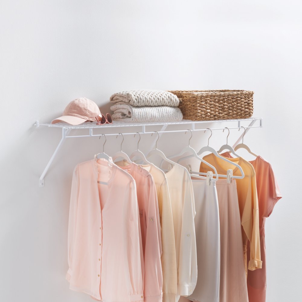 Rubbermaid on sale closet shelves