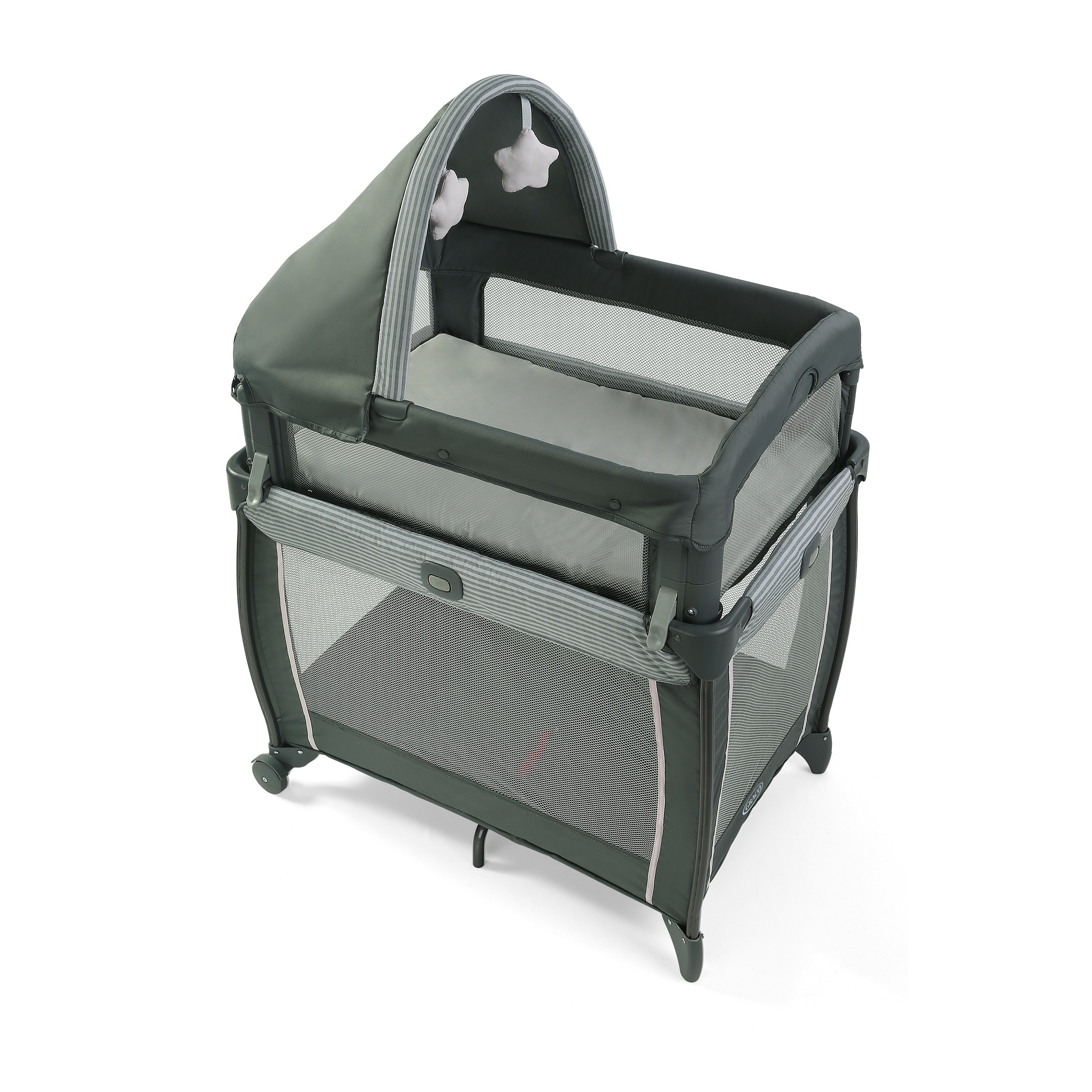 black bassinet