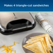 Oster® DiamondForce™ Sandwich Maker image number 3