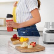 Oster® 2-in-1 Blender System with Blend-n-Go™ Cup and 6-Cup Boroclass® Jar image number 5
