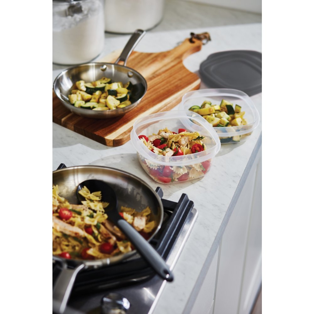 https://s7d1.scene7.com/is/image/NewellRubbermaid/EFL_Antimicrobial_Grey_Lifestyle_Meal-Prep_in-use%20(1)?wid=1000&hei=1000