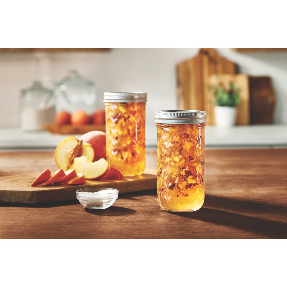 Ball 12-Pack Regular Mouth Quilted Crystal 8 oz Mason Jars -  1440081200/706100010