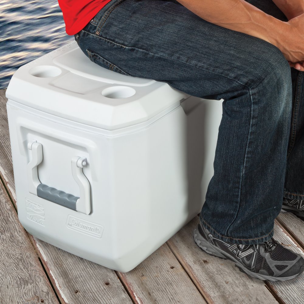 Coleman 70 quart xtreme 5 store marine cooler