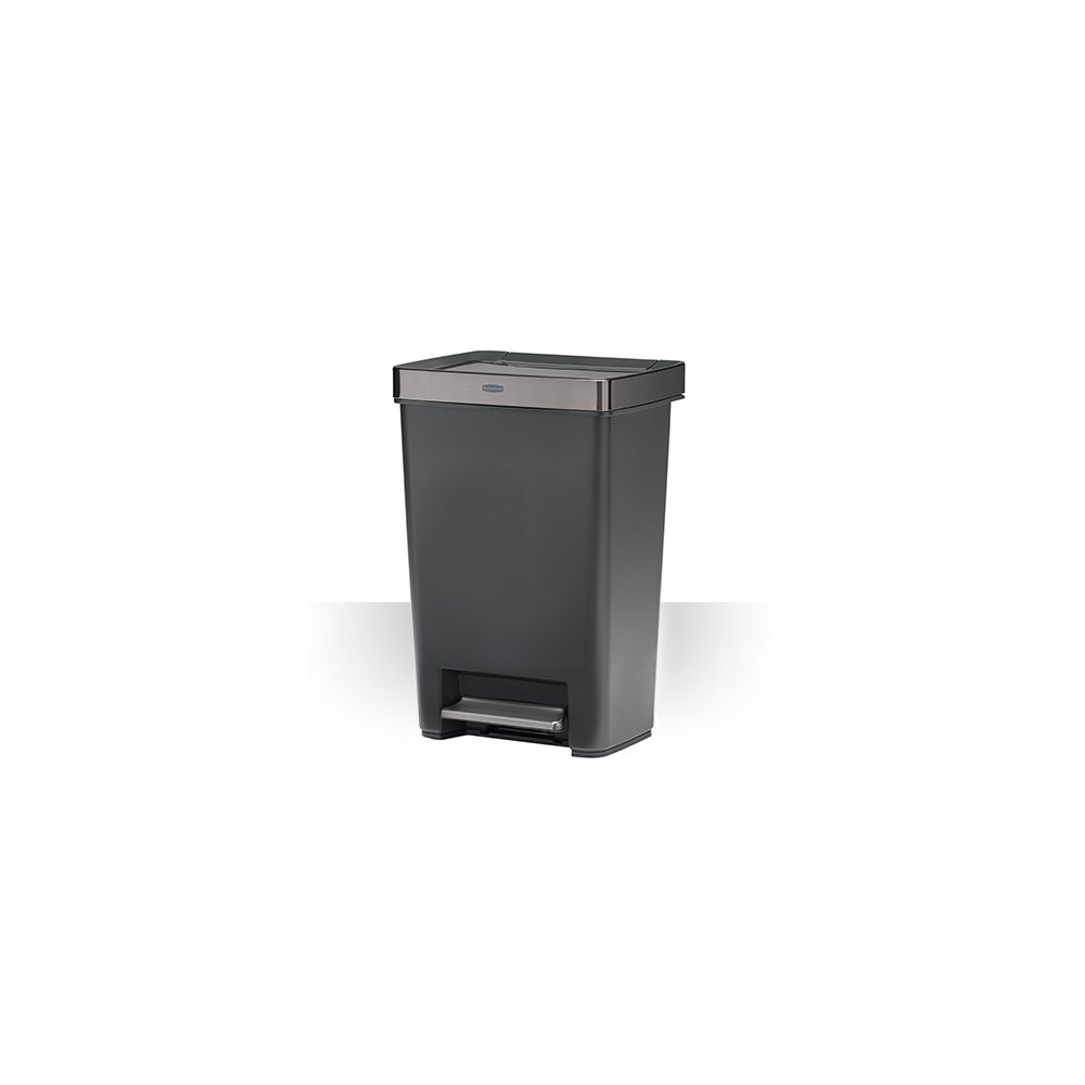 Rubbermaid Classic 13 Gallon Plastic Hands Free Step On Lid Trash Can, Black