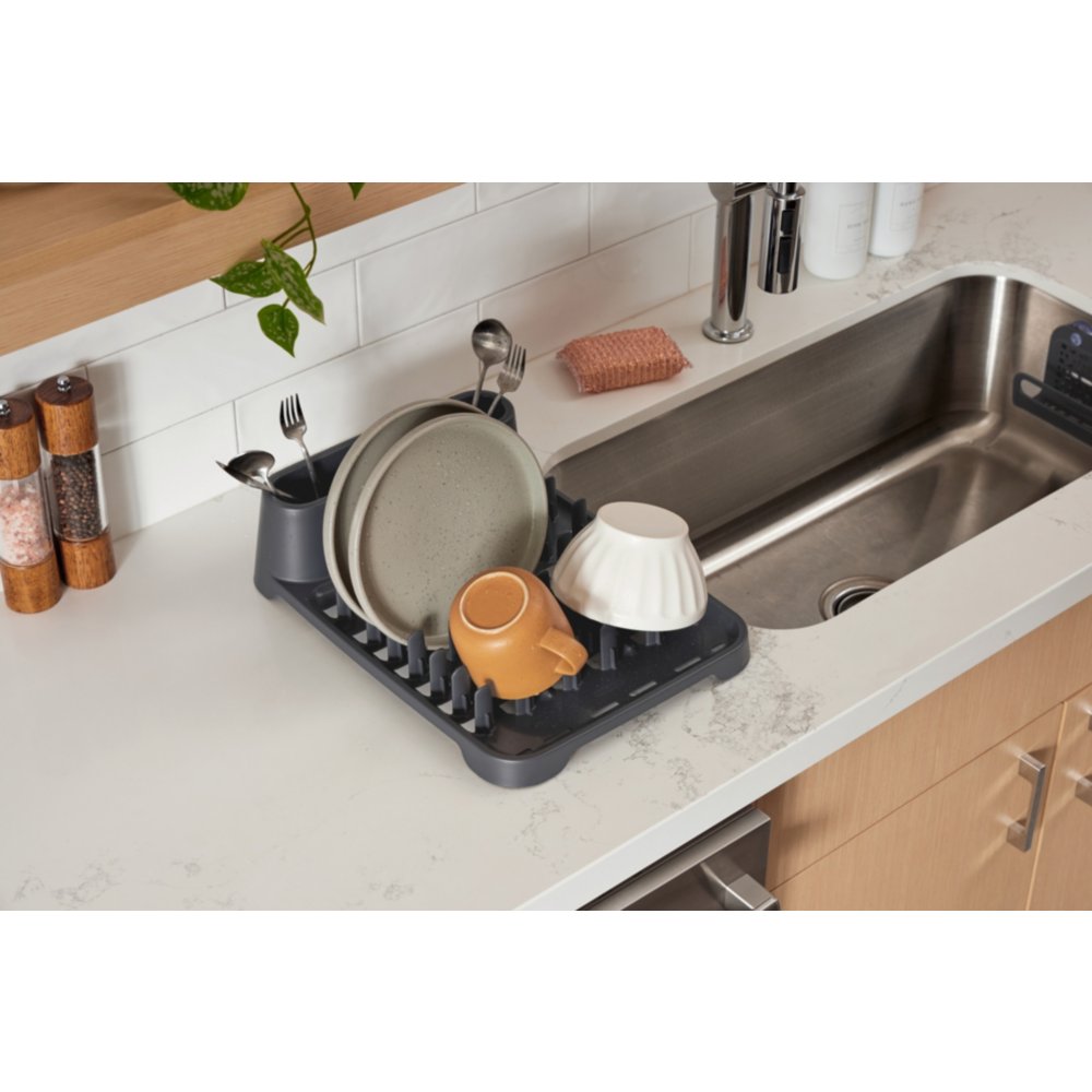 https://s7d1.scene7.com/is/image/NewellRubbermaid/Rubbermaid_Sinkware_Shot27_8590?wid=1000&hei=1000