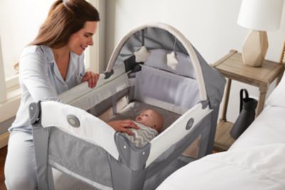 graco travel lite bassinet with stages